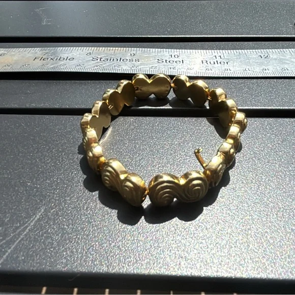 Rare, Authentic 18k Gold Tiffany & Co. Bracelet - Picture 5 of 17